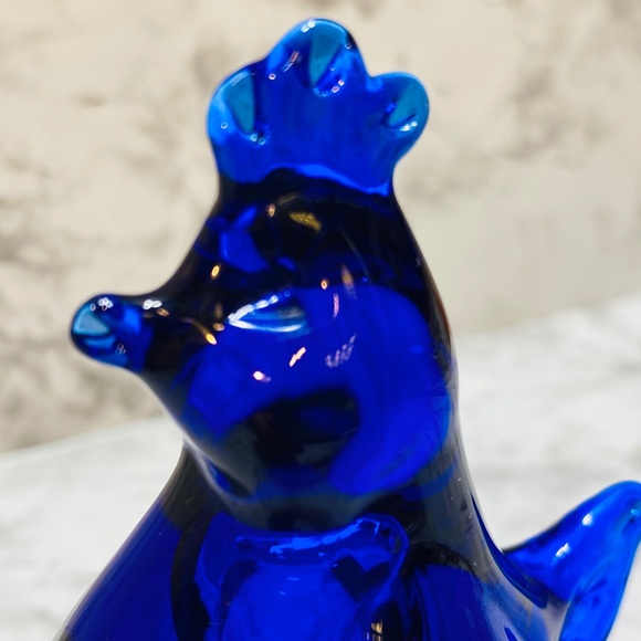Blue Chicken Rooster Of Happiness Glass Cobalt Blue Figurine Un-Marked - Picture 8 of 8